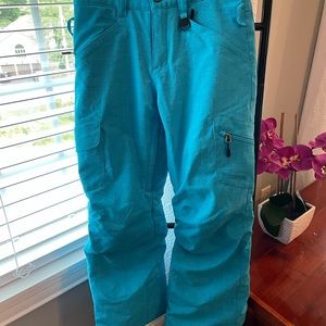 Girls snow pants M.